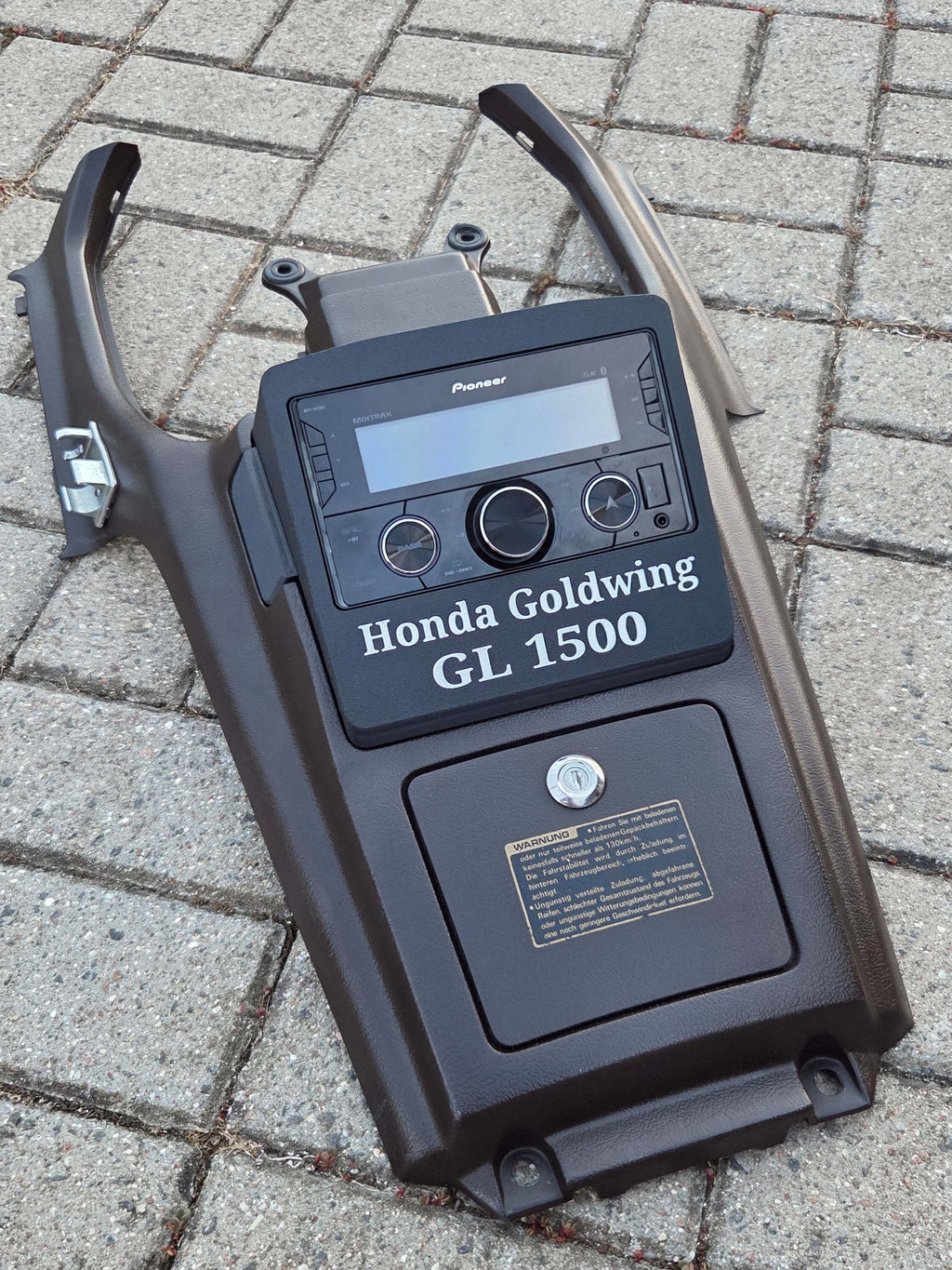 Honda Goldwing GL1500 Pioneer Radio Upgrade with Text & Cover