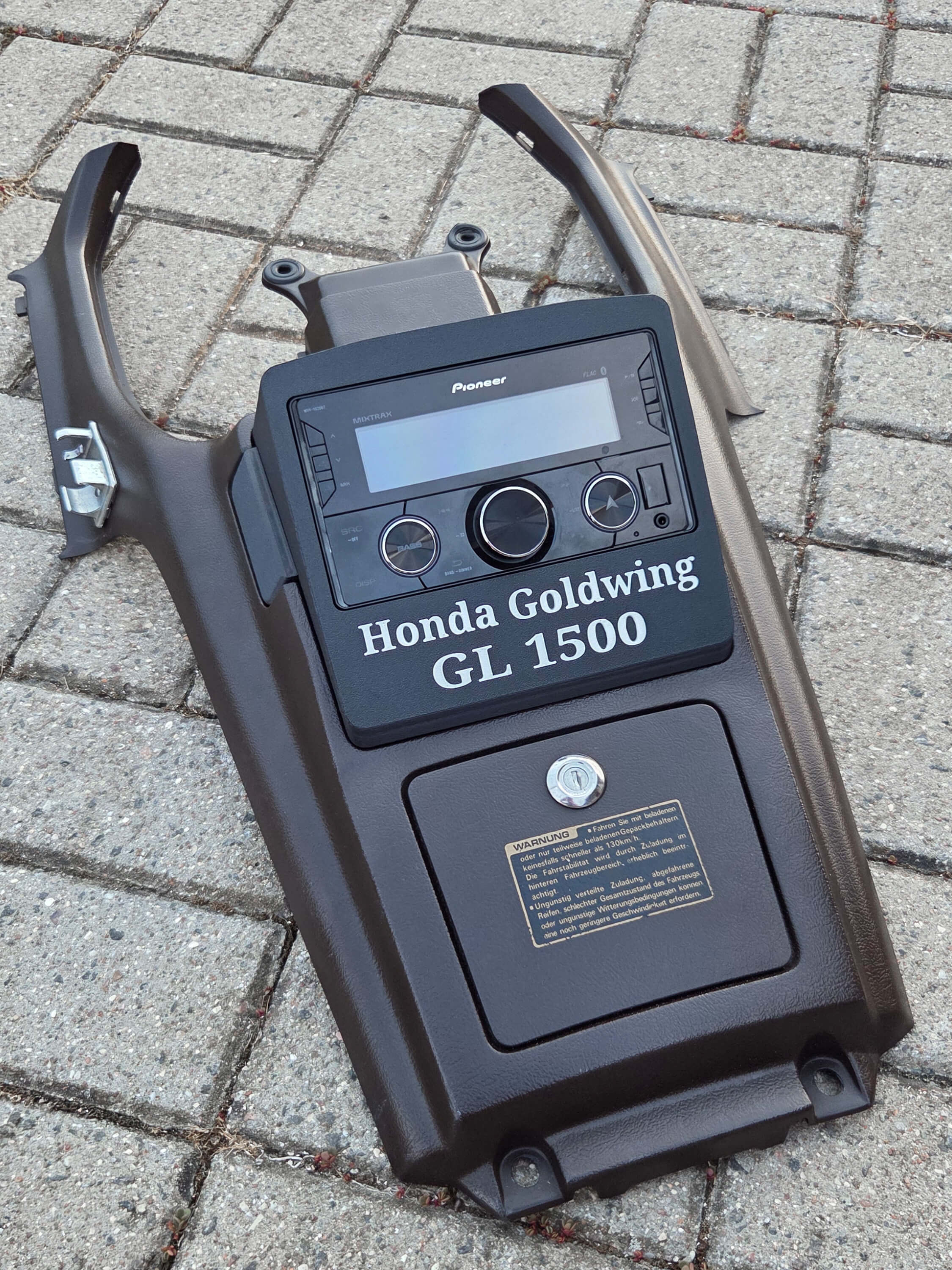 Honda Goldwing GL1500 Pioneer Radio Upgrade with Text & Cover