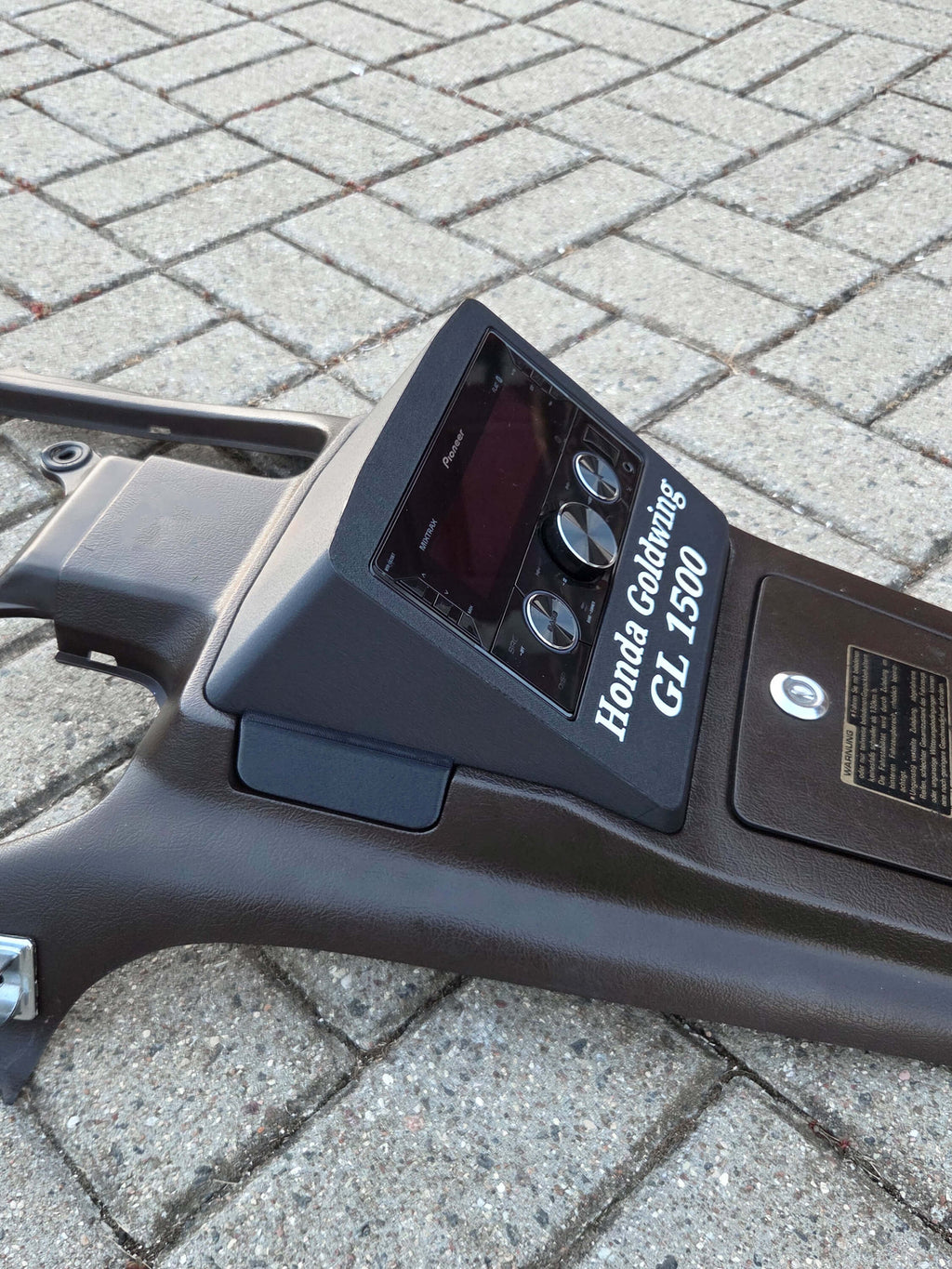 Honda Goldwing GL1500 Pioneer Radio Upgrade with Text & Cover