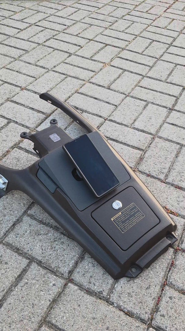 Honda Goldwing GL1500 Phone Mount for QuadLock Wireless Charger